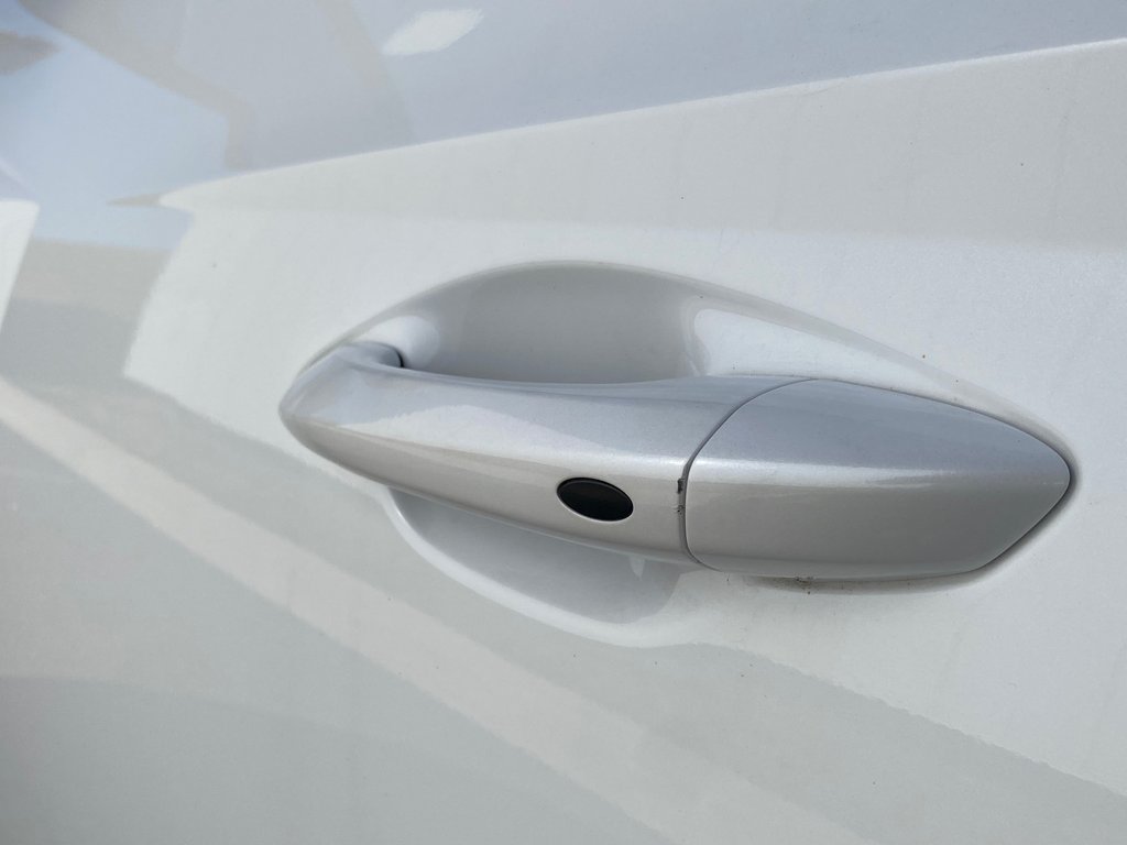 2023 Hyundai Tucson Hybrid LUXURY | Leather | Roof | Cam | Warranty to 2028 in Saint John, New Brunswick - 10 - w1024h768px