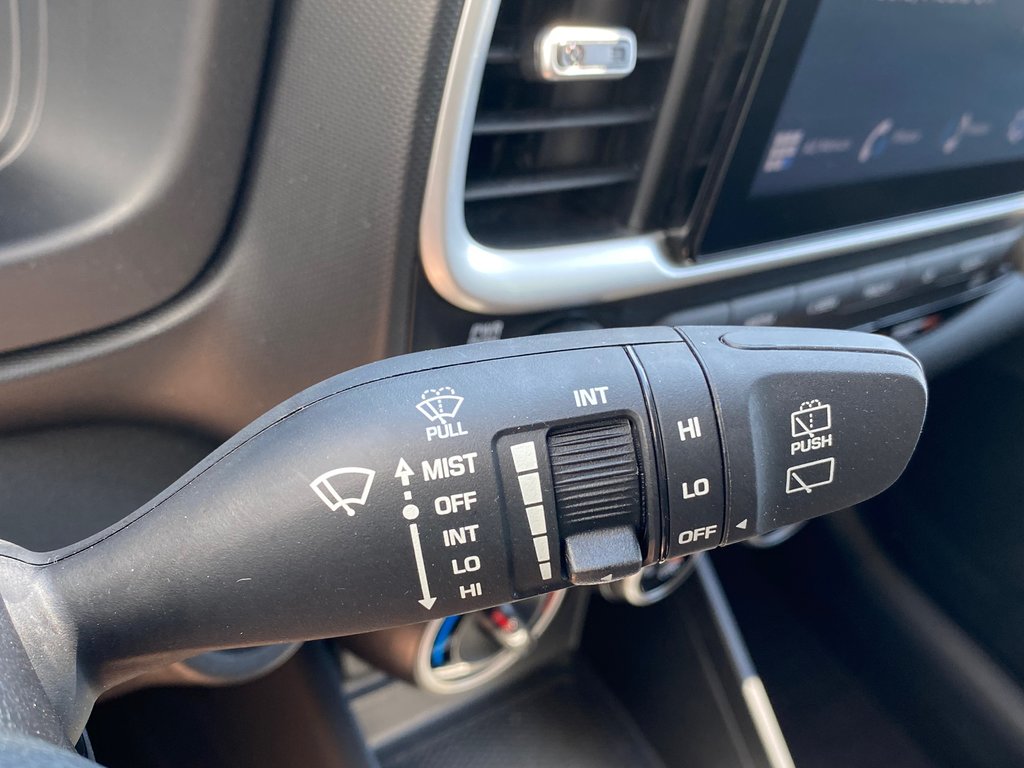 Hyundai Venue Preferred | Cam | USB | HtdSeat | Warranty to 2028 2023 à Saint John, Nouveau-Brunswick - 16 - w1024h768px