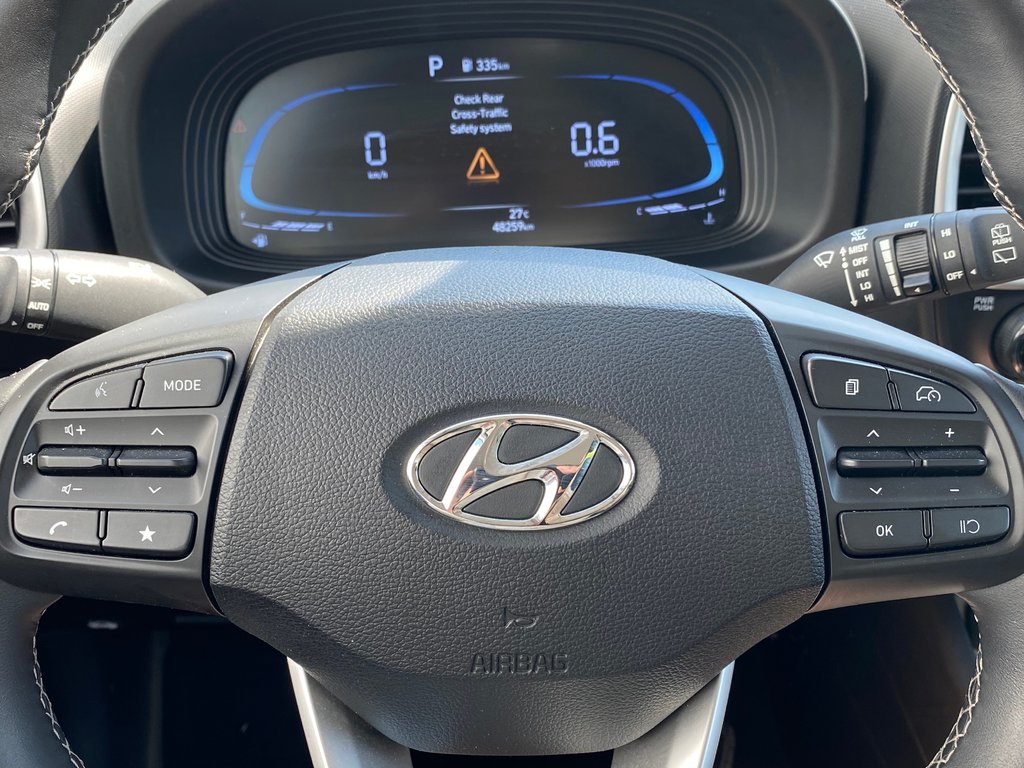 Hyundai Venue Preferred | Cam | USB | HtdSeat | Warranty to 2028 2023 à Saint John, Nouveau-Brunswick - 17 - w1024h768px