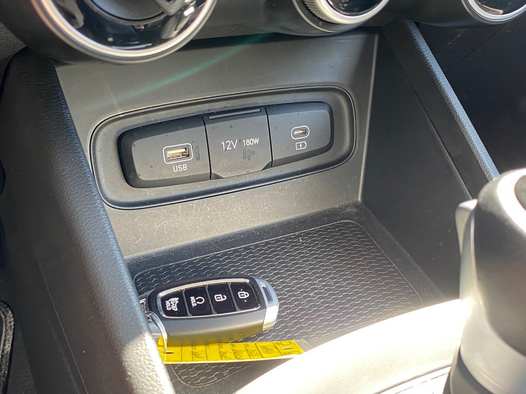 Hyundai Venue Preferred | Cam | USB | HtdSeat | Warranty to 2028 2023 à Saint John, Nouveau-Brunswick - 23 - w1024h768px
