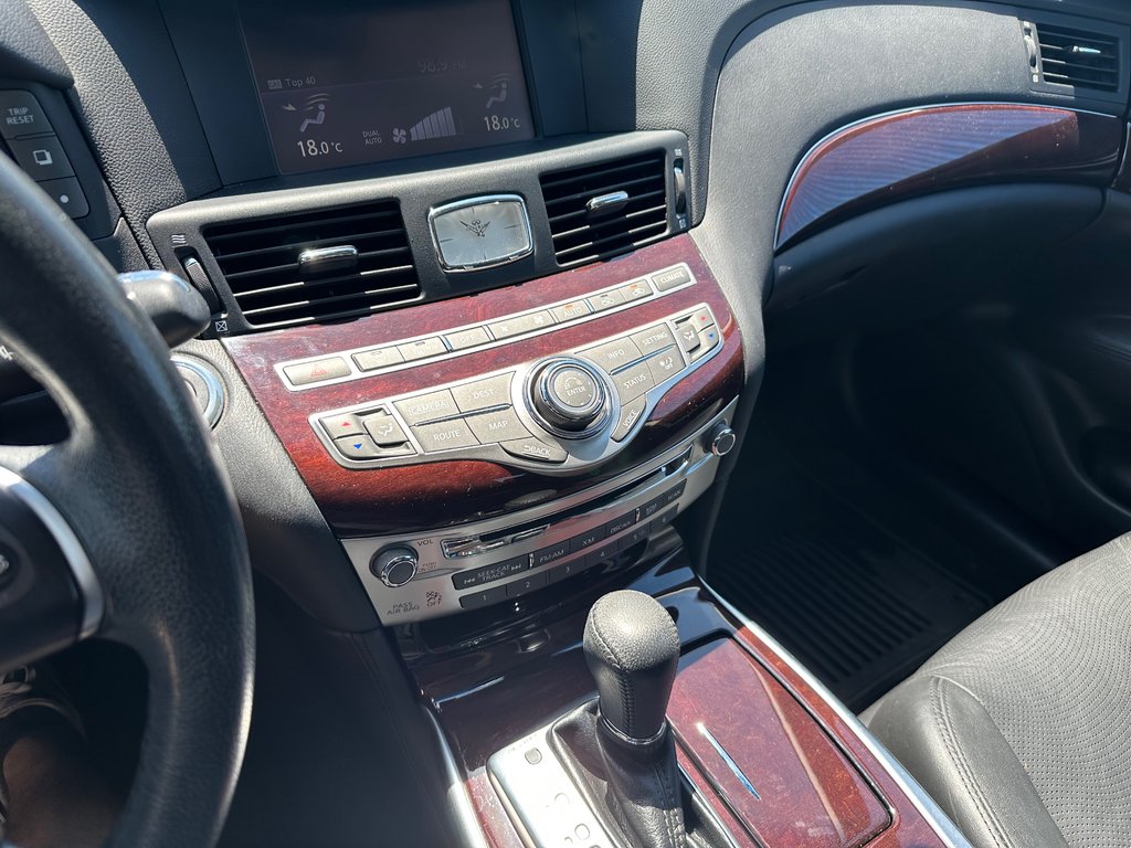 Infiniti Q70 Premium | Leather | MoonRoof | Nav | Cam | USB 2017 à Saint John, Nouveau-Brunswick - 24 - w1024h768px