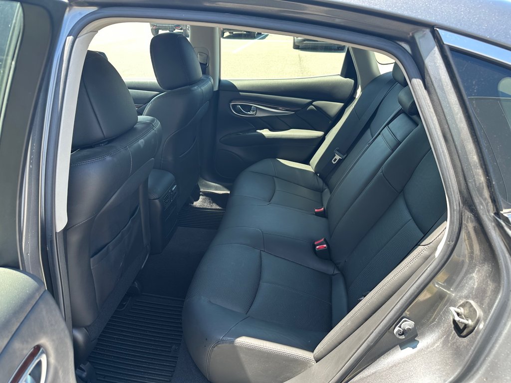 Infiniti Q70 Premium | Leather | MoonRoof | Nav | Cam | USB 2017 à Saint John, Nouveau-Brunswick - 36 - w1024h768px