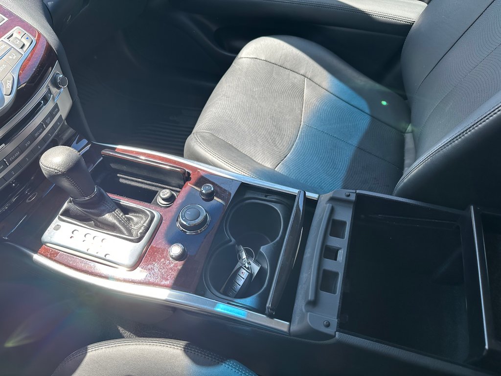 Infiniti Q70 Premium | Leather | MoonRoof | Nav | Cam | USB 2017 à Saint John, Nouveau-Brunswick - 26 - w1024h768px