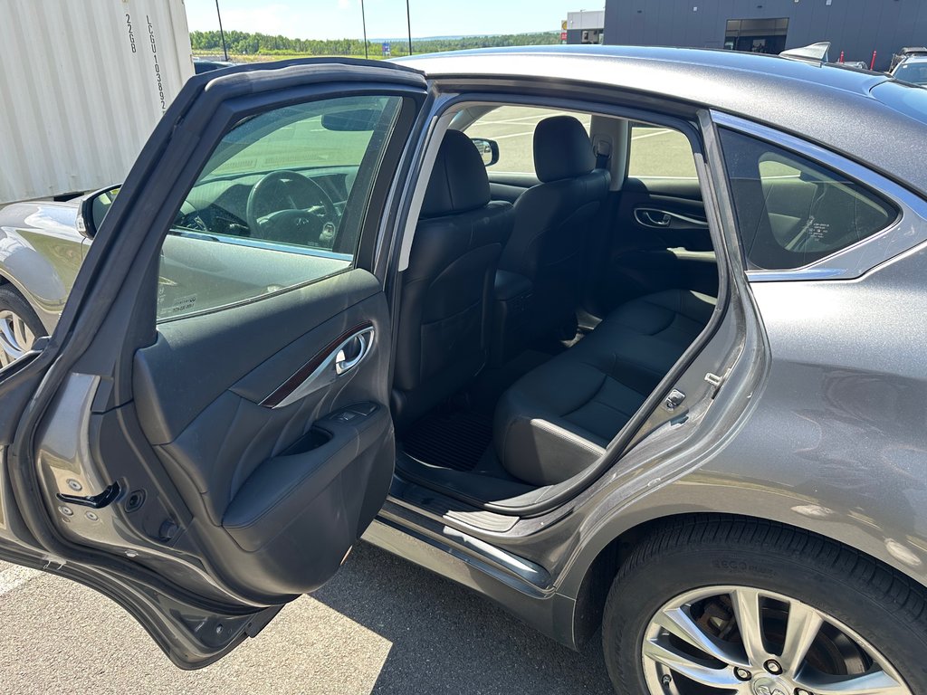 Infiniti Q70 Premium | Leather | MoonRoof | Nav | Cam | USB 2017 à Saint John, Nouveau-Brunswick - 34 - w1024h768px
