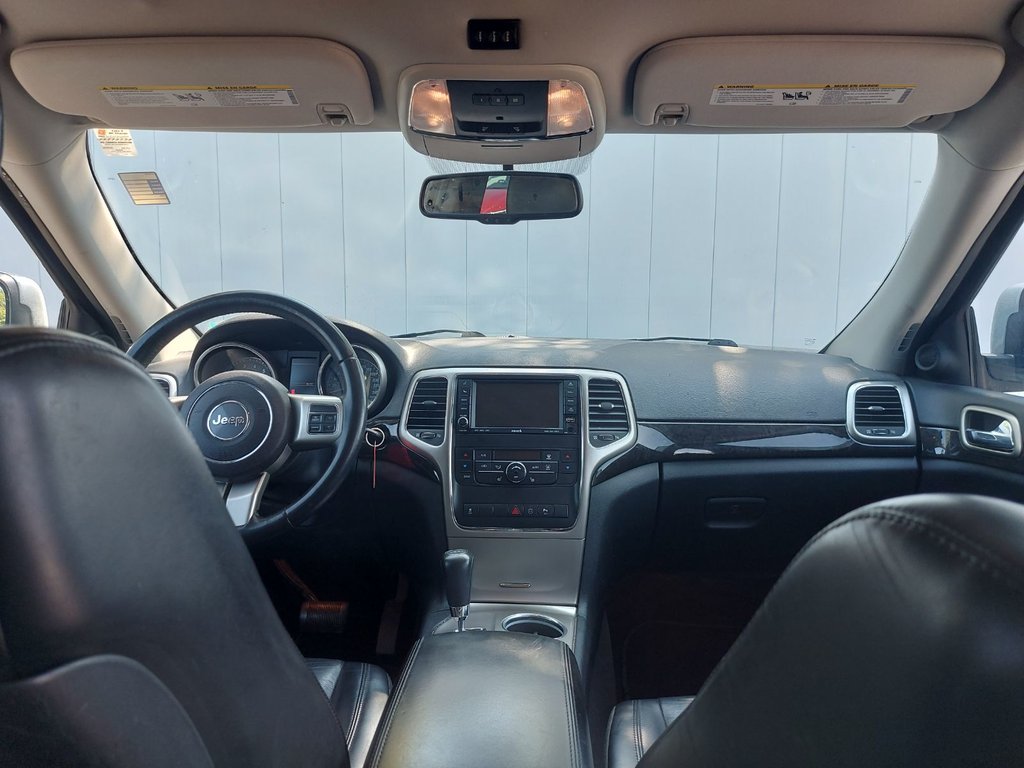 2011 Jeep Grand Cherokee Laredo | Leather | Roof | Keyless | Bluetooth in Saint John, New Brunswick - 62 - w1024h768px