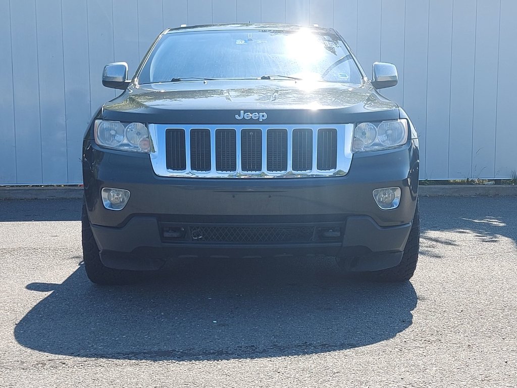 2011 Jeep Grand Cherokee Laredo | Leather | Roof | Keyless | Bluetooth in Saint John, New Brunswick - 9 - w1024h768px