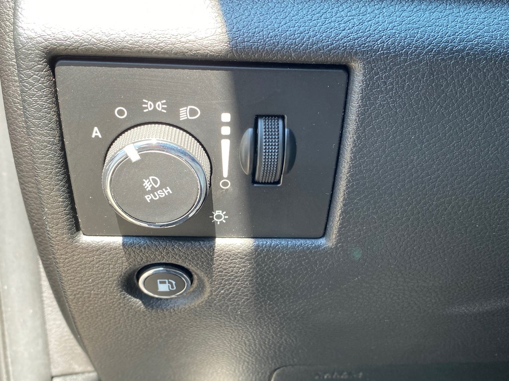 2020 Jeep Grand Cherokee Altitude | Leather | Cam | USB | Adp.Cruise in Saint John, New Brunswick - 14 - w1024h768px