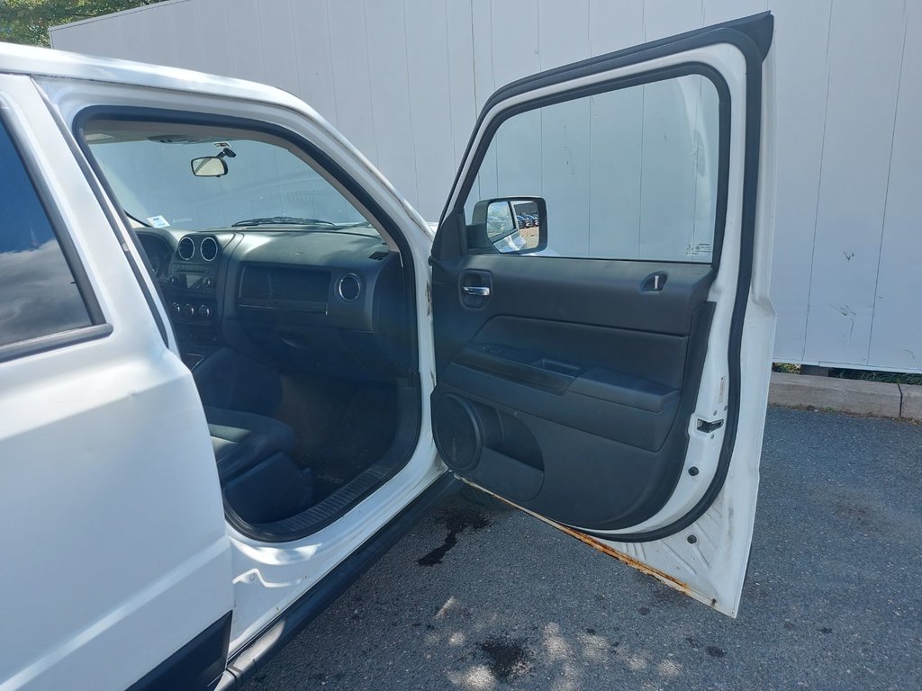 2015 Jeep Patriot in Antigonish, Nova Scotia - 46 - w1024h768px