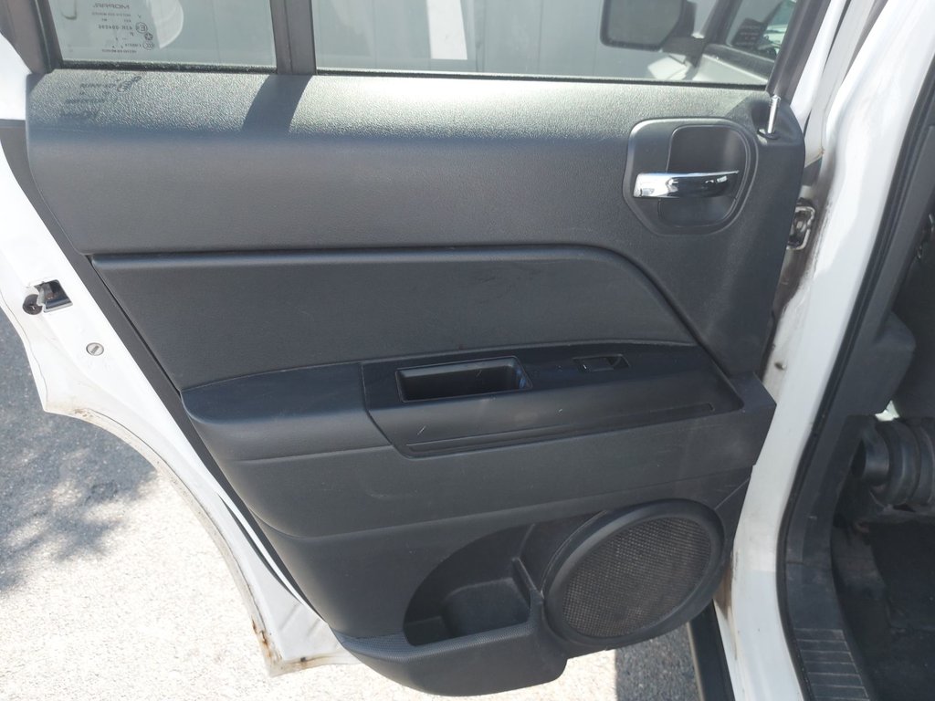2015 Jeep Patriot in Antigonish, Nova Scotia - 39 - w1024h768px