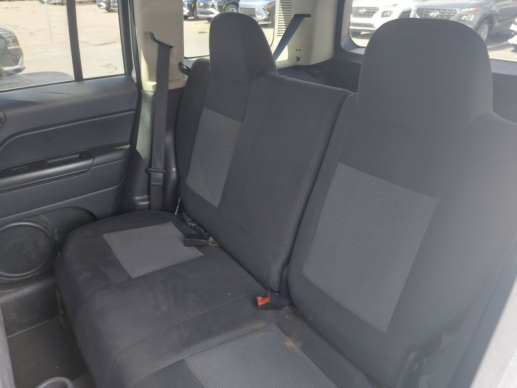 2015 Jeep Patriot in Antigonish, Nova Scotia - 37 - w1024h768px