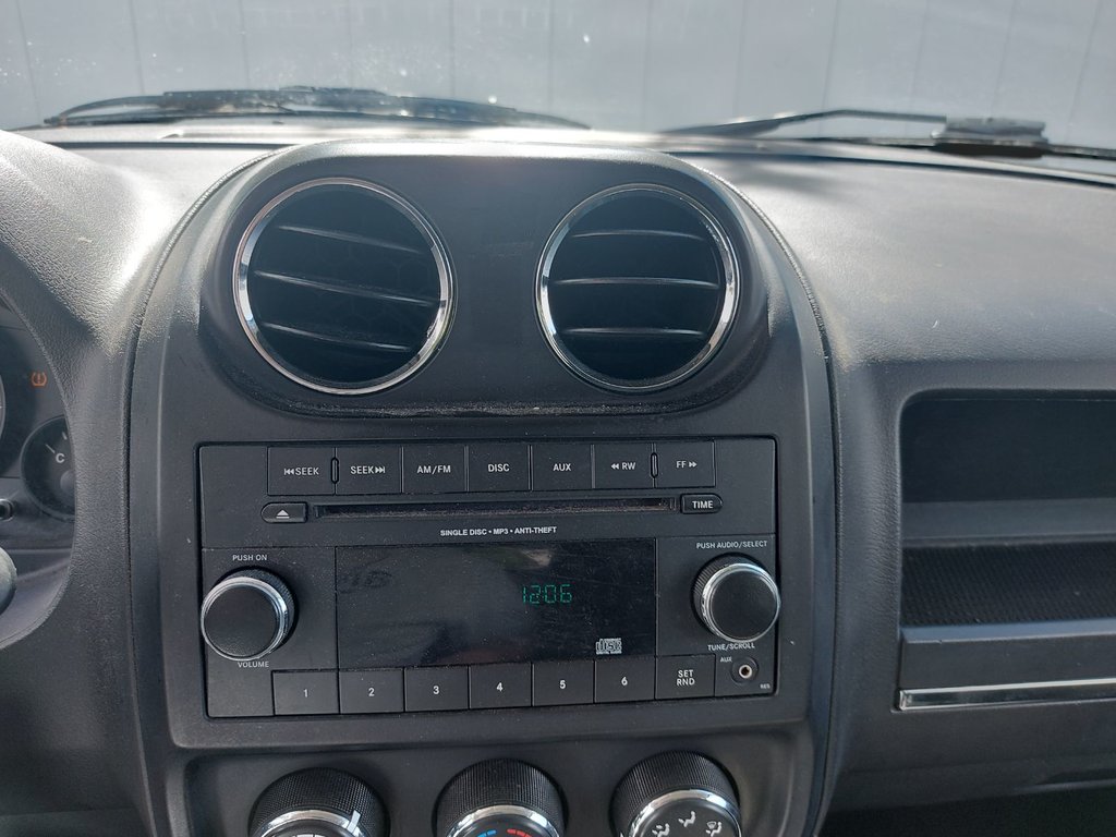 2015 Jeep Patriot in Antigonish, Nova Scotia - 26 - w1024h768px