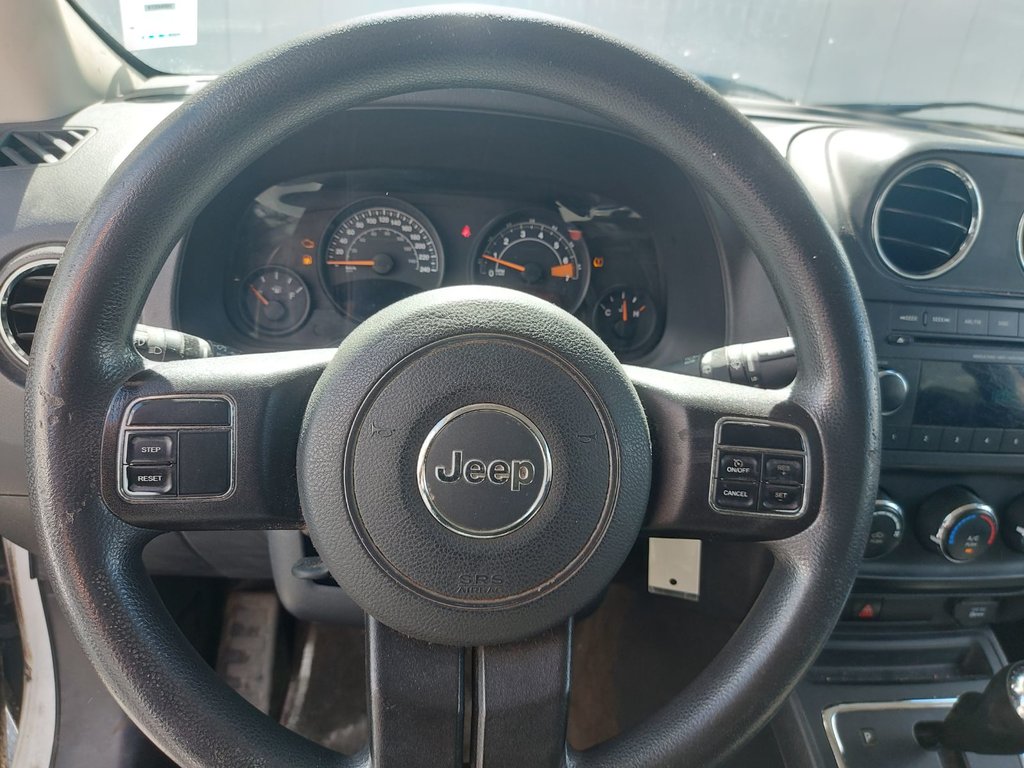 2015 Jeep Patriot in Antigonish, Nova Scotia - 12 - w1024h768px