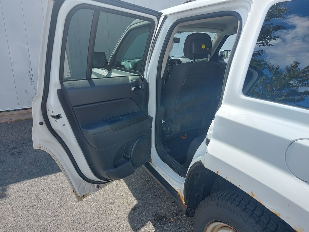 2015 Jeep Patriot in Antigonish, Nova Scotia - 35 - w1024h768px