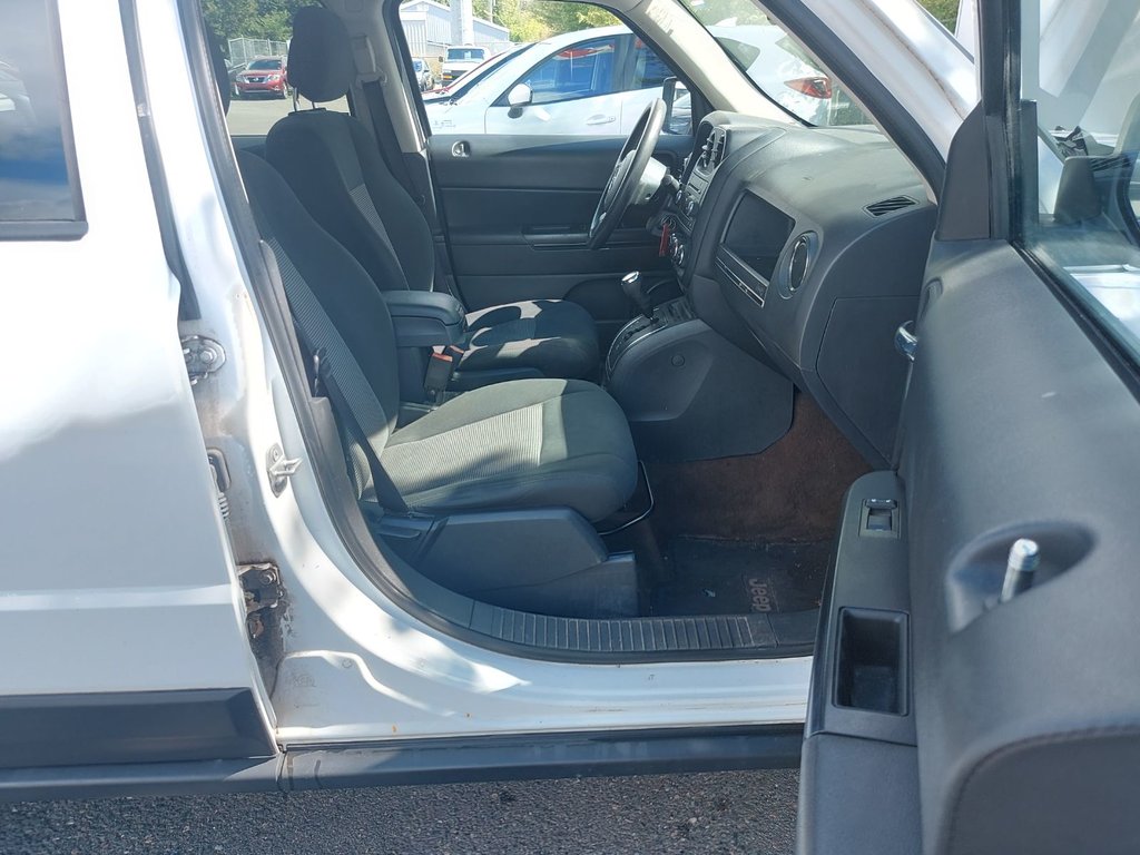 2015 Jeep Patriot in Antigonish, Nova Scotia - 47 - w1024h768px