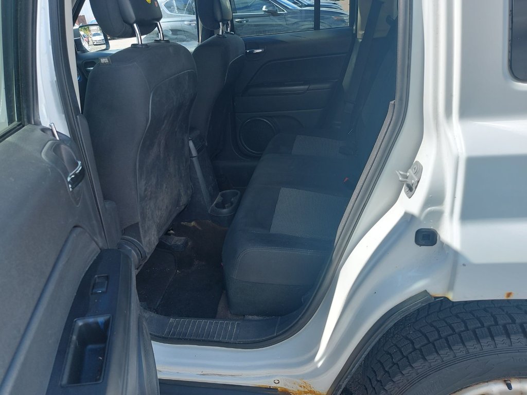 2015 Jeep Patriot in Antigonish, Nova Scotia - 36 - w1024h768px