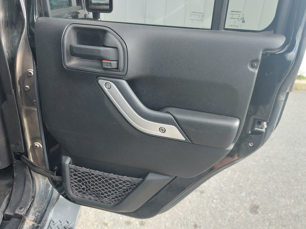 2013 Jeep Wrangler Unlimited in Antigonish, Nova Scotia - 51 - w1024h768px
