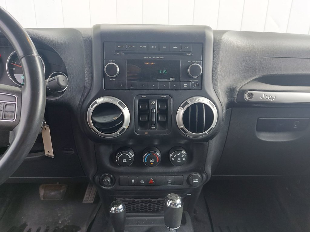 2013 Jeep Wrangler Unlimited in Antigonish, Nova Scotia - 20 - w1024h768px