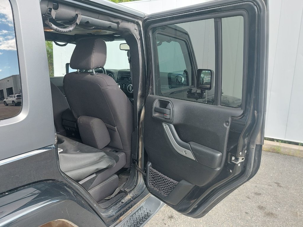 2013 Jeep Wrangler Unlimited in Antigonish, Nova Scotia - 46 - w1024h768px