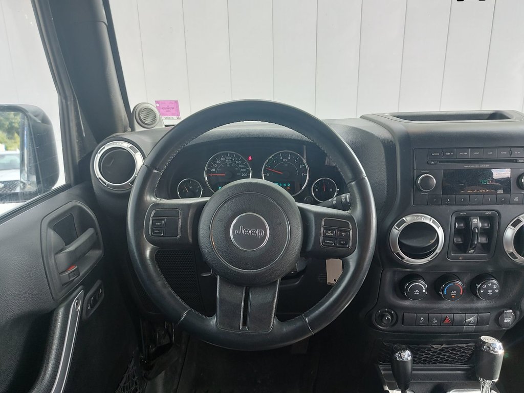 2013 Jeep Wrangler Unlimited in Antigonish, Nova Scotia - 58 - w1024h768px