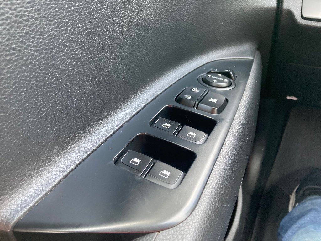 2018 Kia Rio EX | SunRoof | Cam | USB | HtdWheel in Saint John, New Brunswick - 12 - w1024h768px