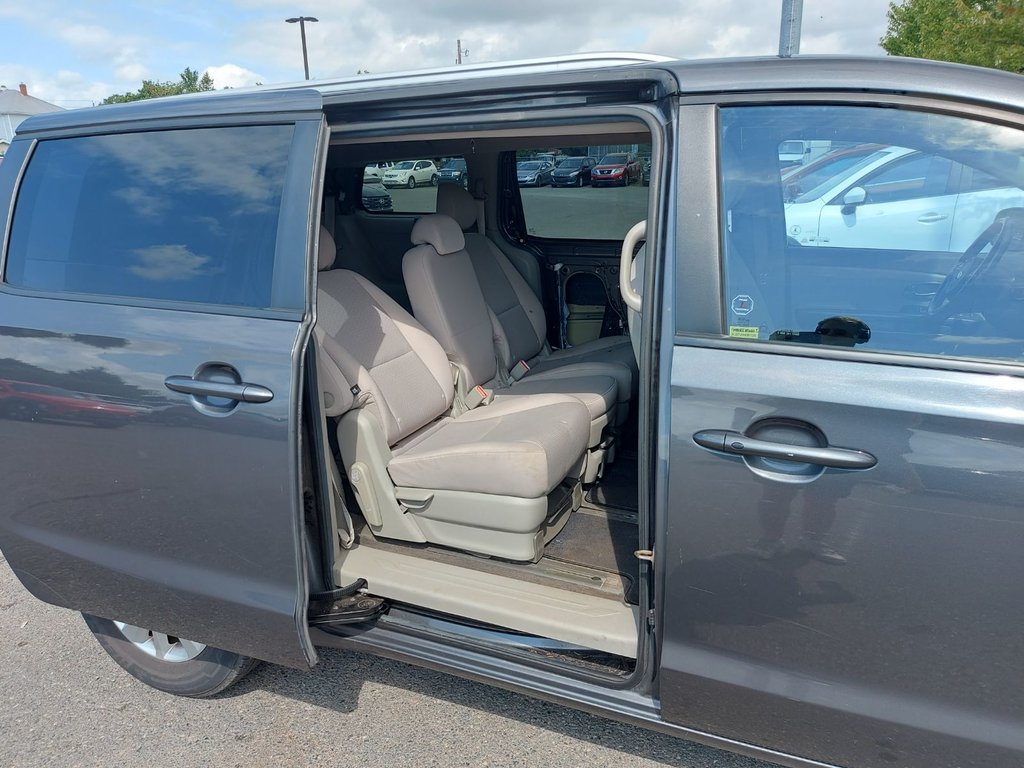 2017 Kia Sedona LX | HtdSeats | Cam | Bluetooth | Aux | USB in Saint John, New Brunswick - 38 - w1024h768px