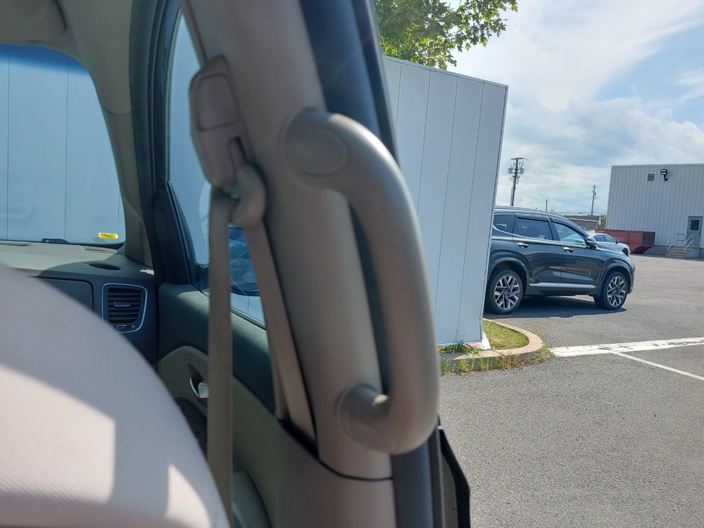 2017 Kia Sedona LX | HtdSeats | Cam | Bluetooth | Aux | USB in Saint John, New Brunswick - 73 - w1024h768px