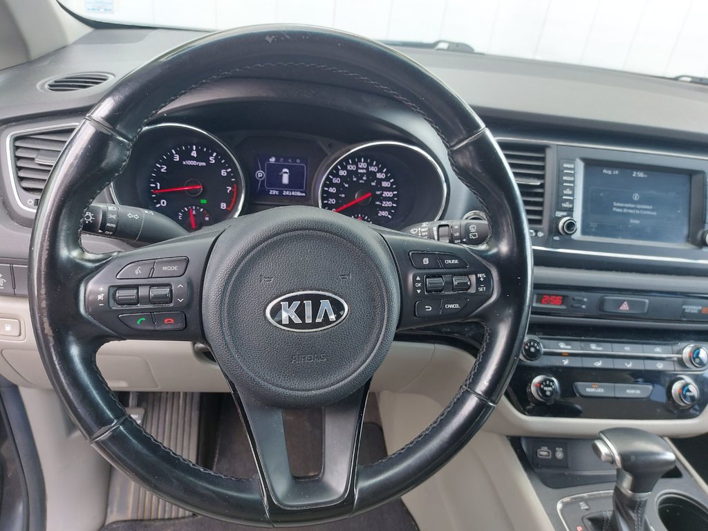2017 Kia Sedona LX | HtdSeats | Cam | Bluetooth | Aux | USB in Saint John, New Brunswick - 12 - w1024h768px