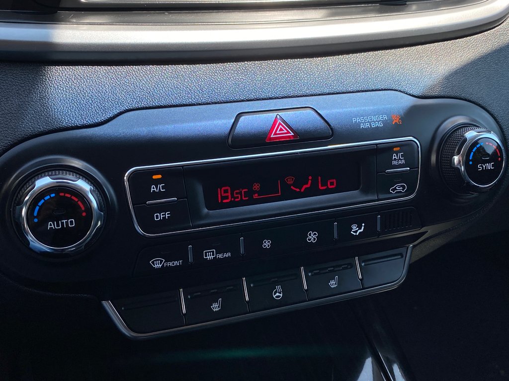 2020 Kia Sorento EX V6 | Leather | SunRoof | Cam | USB | Keyless in Saint John, New Brunswick - 23 - w1024h768px