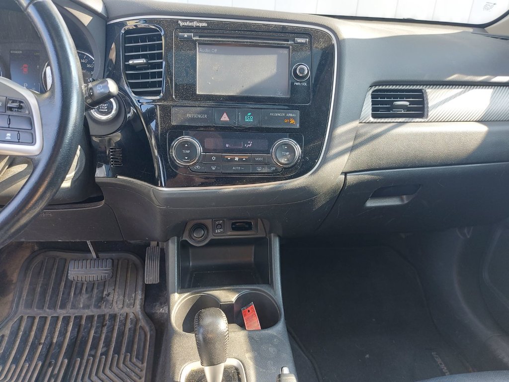 2014 Mitsubishi Outlander in Antigonish, Nova Scotia - 22 - w1024h768px