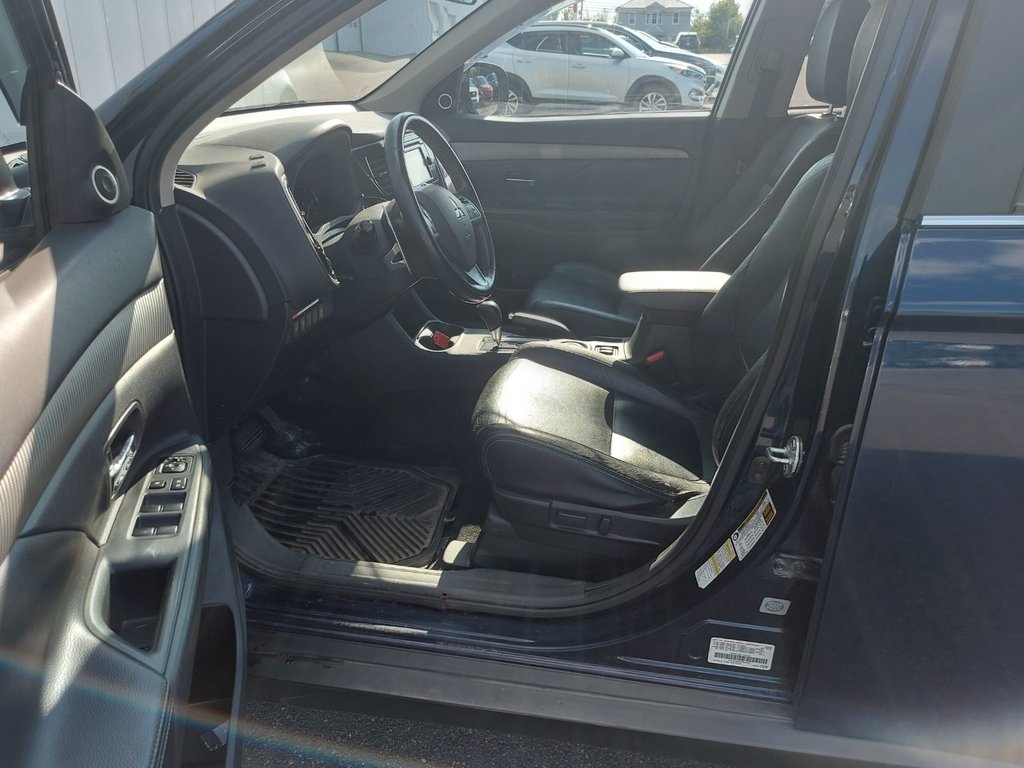 2014 Mitsubishi Outlander in Antigonish, Nova Scotia - 30 - w1024h768px