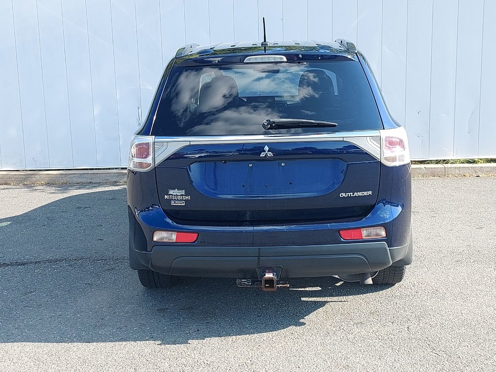 2014 Mitsubishi Outlander in Antigonish, Nova Scotia - 4 - w1024h768px
