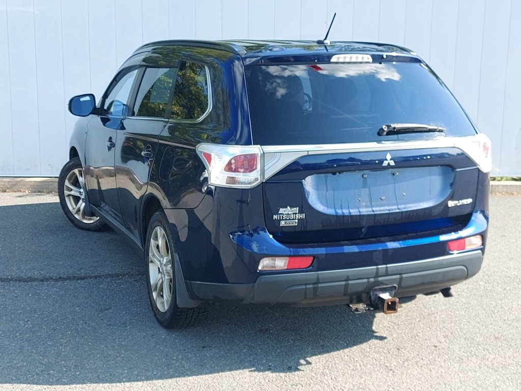 2014 Mitsubishi Outlander in Antigonish, Nova Scotia - 5 - w1024h768px