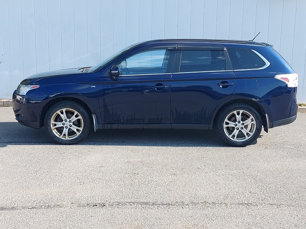 2014 Mitsubishi Outlander in Antigonish, Nova Scotia - 6 - w1024h768px
