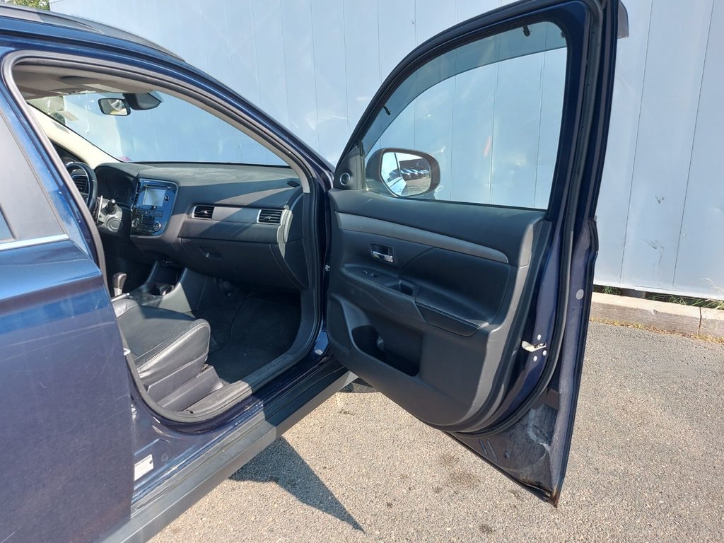 2014 Mitsubishi Outlander in Antigonish, Nova Scotia - 48 - w1024h768px