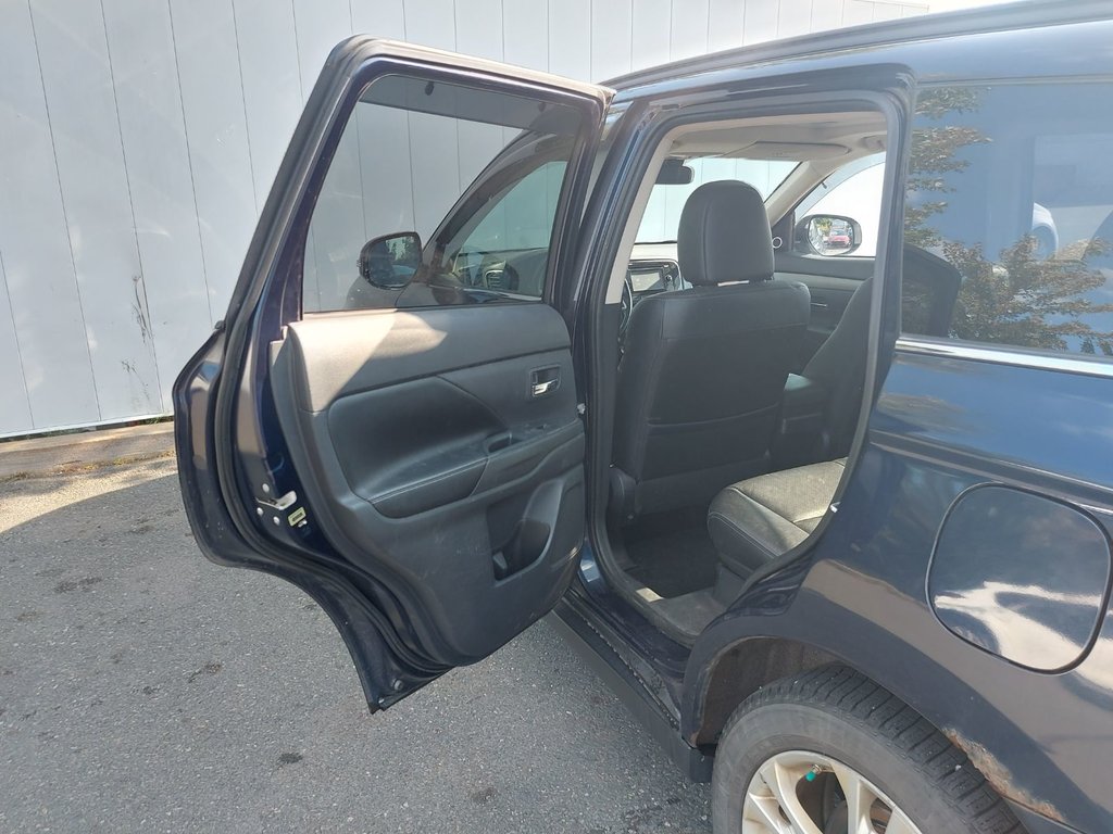 2014 Mitsubishi Outlander in Antigonish, Nova Scotia - 35 - w1024h768px
