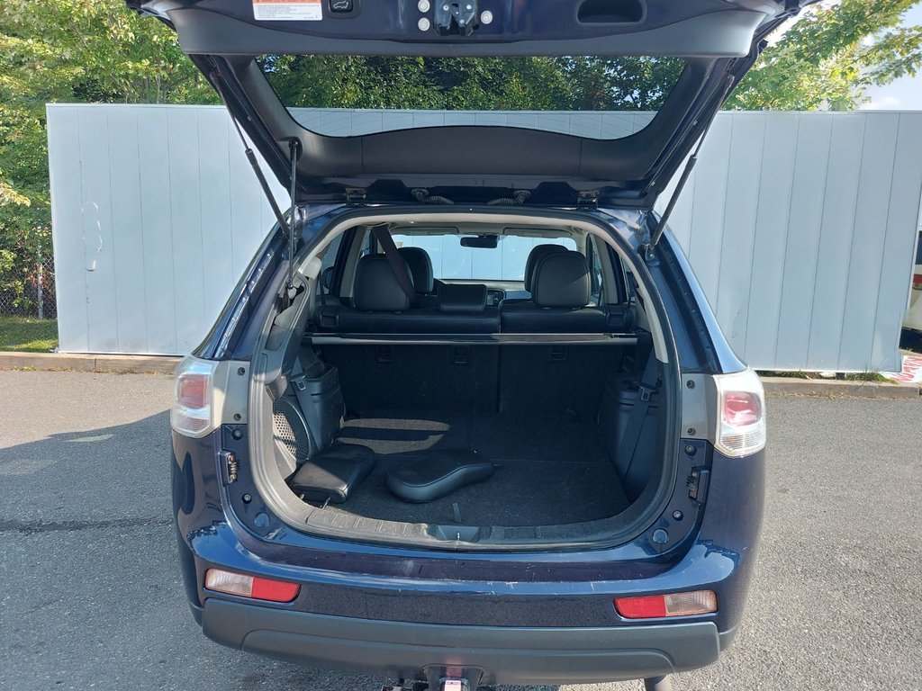 2014 Mitsubishi Outlander in Antigonish, Nova Scotia - 65 - w1024h768px