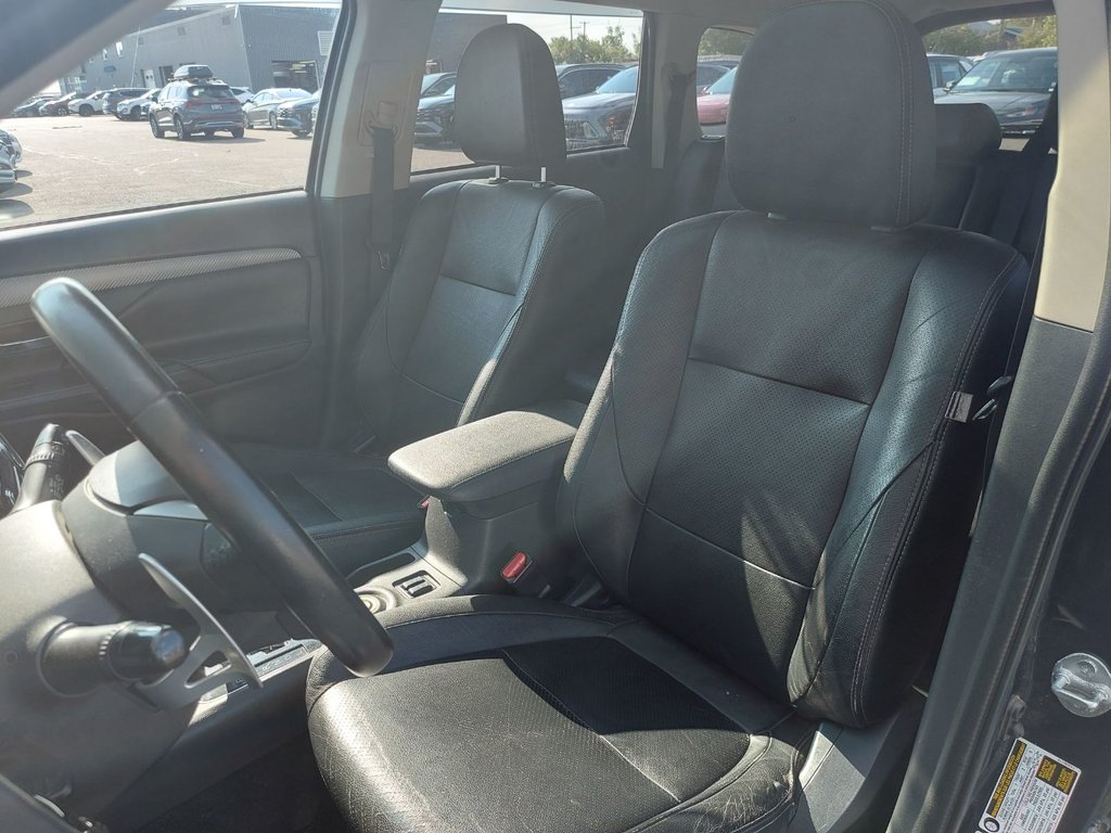 2014 Mitsubishi Outlander in Antigonish, Nova Scotia - 31 - w1024h768px