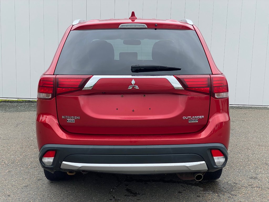 2018 Mitsubishi Outlander in Antigonish, Nova Scotia - 6 - w1024h768px