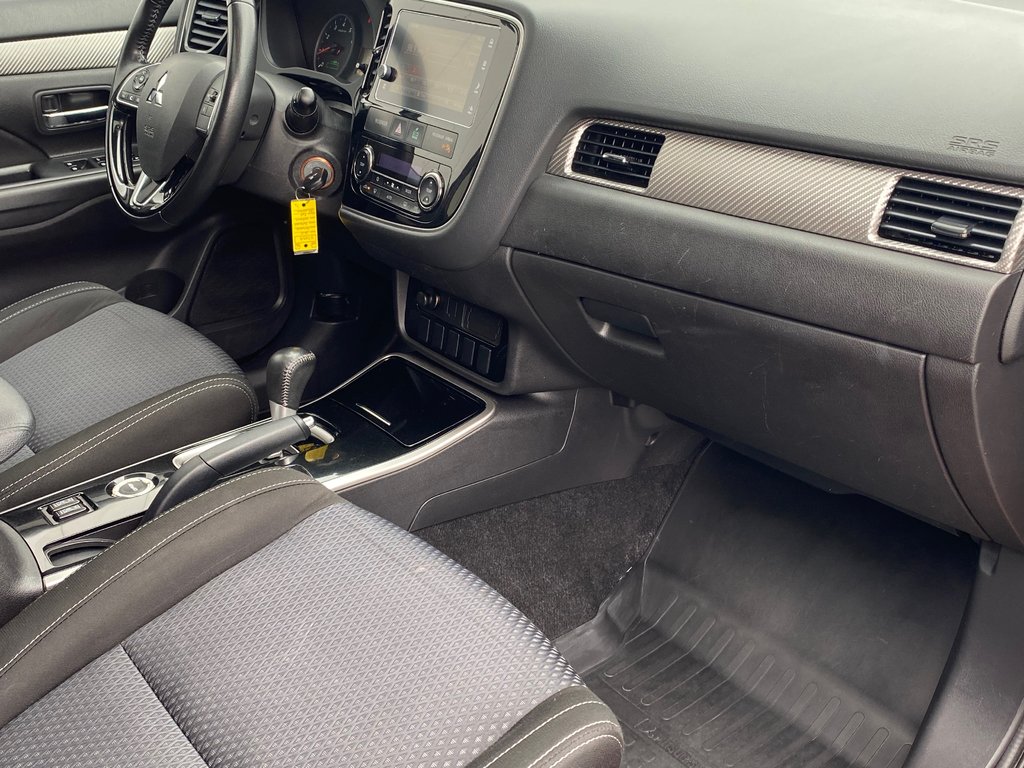 2018 Mitsubishi Outlander in Antigonish, Nova Scotia - 28 - w1024h768px