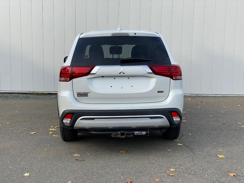 2020  Outlander ES | Cam | 7-Pass | HtdSeats | Warranty to 2029 in Saint John, New Brunswick - 6 - w1024h768px