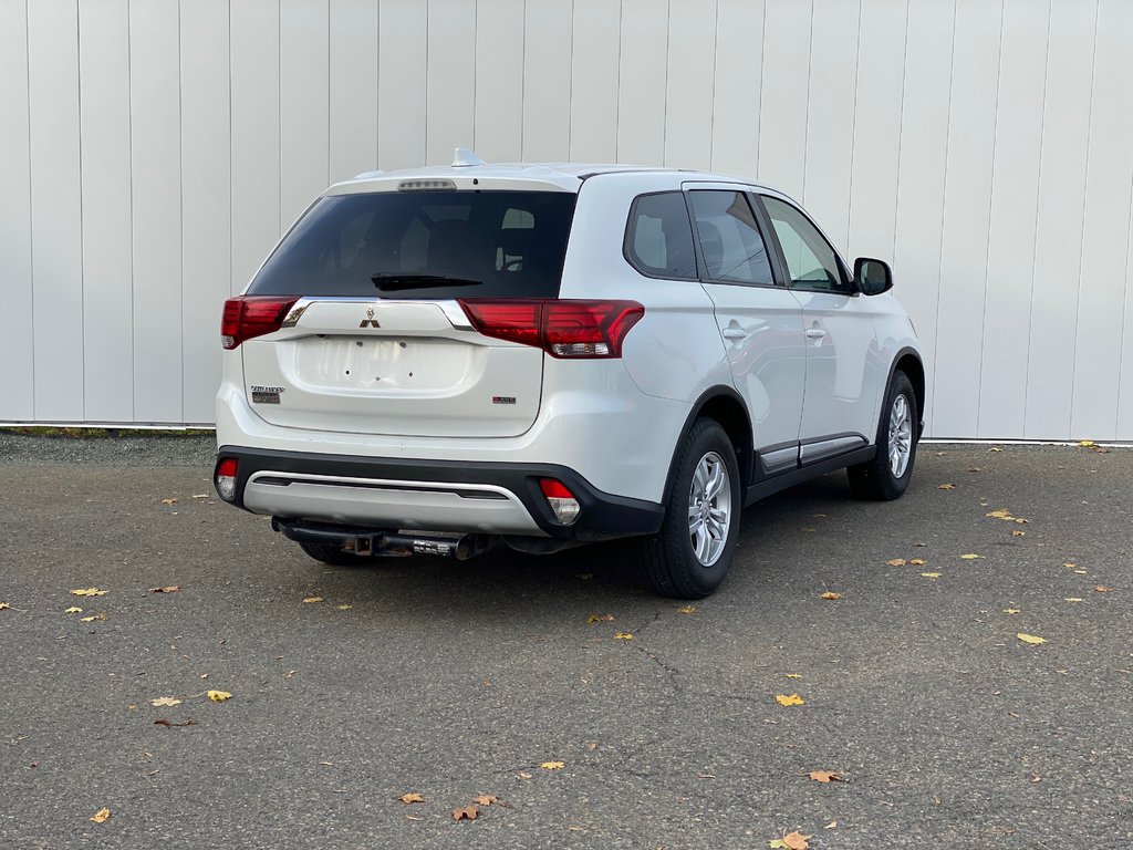 2020  Outlander ES | Cam | 7-Pass | HtdSeats | Warranty to 2029 in Saint John, New Brunswick - 7 - w1024h768px