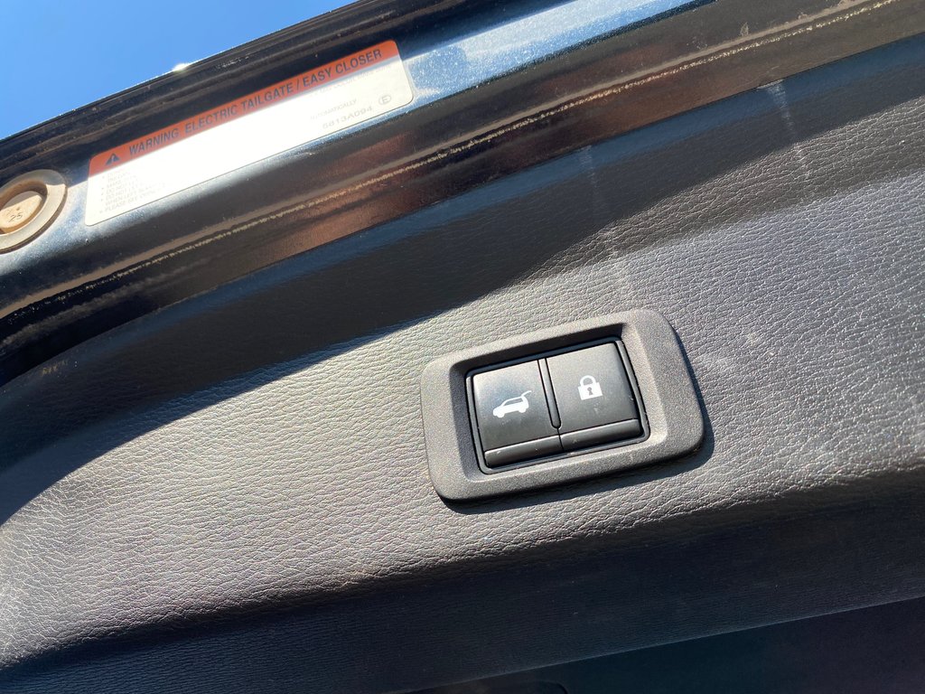2022 Mitsubishi Outlander SEL | Leather | Roof | 7-Pass | Warranty to 2031 in Saint John, New Brunswick - 44 - w1024h768px