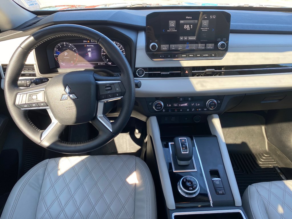 2022 Mitsubishi Outlander SEL | Leather | Roof | 7-Pass | Warranty to 2031 in Saint John, New Brunswick - 12 - w1024h768px