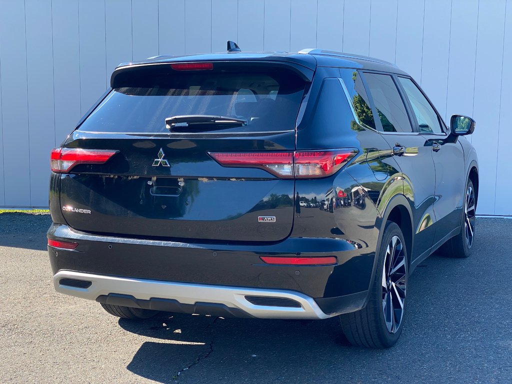 2022 Mitsubishi Outlander SEL | Leather | Roof | 7-Pass | Warranty to 2031 in Saint John, New Brunswick - 7 - w1024h768px