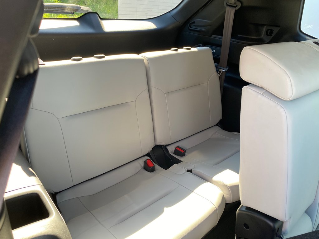 2022 Mitsubishi Outlander SEL | Leather | Roof | 7-Pass | Warranty to 2031 in Saint John, New Brunswick - 40 - w1024h768px