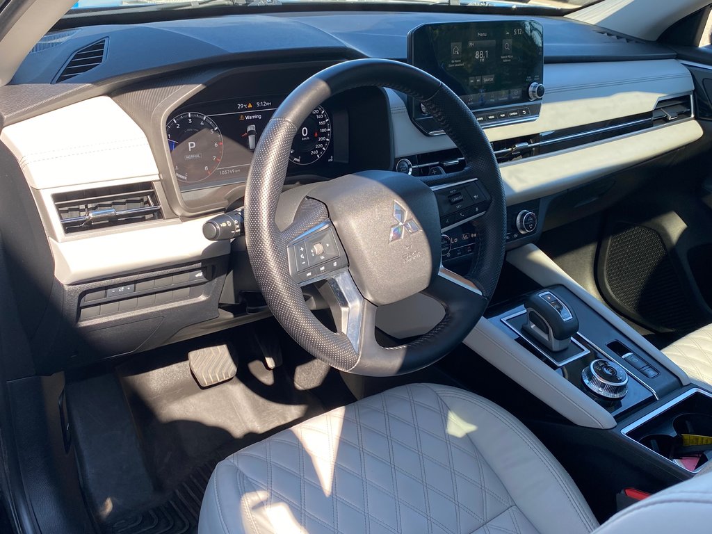 2022 Mitsubishi Outlander SEL | Leather | Roof | 7-Pass | Warranty to 2031 in Saint John, New Brunswick - 11 - w1024h768px