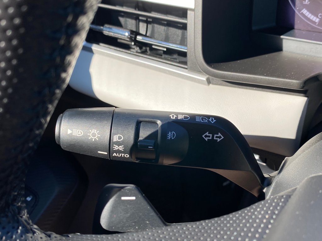 2022 Mitsubishi Outlander SEL | Leather | Roof | 7-Pass | Warranty to 2031 in Saint John, New Brunswick - 17 - w1024h768px