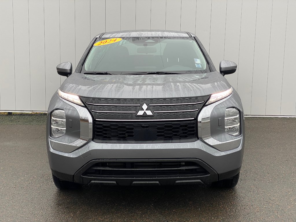 2024 Mitsubishi Outlander in Antigonish, Nova Scotia - 2 - w1024h768px