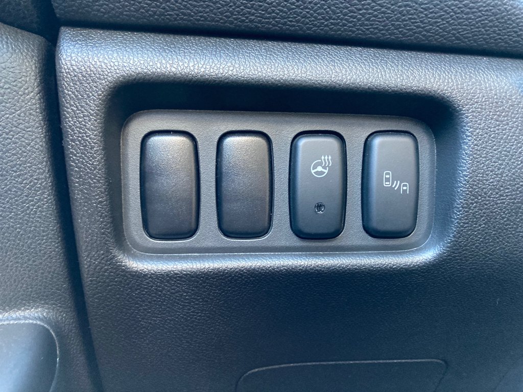 2025 Mitsubishi RVR SEL | Cam | USB | HtdSeats | Warranty to 2035 in Saint John, New Brunswick - 15 - w1024h768px