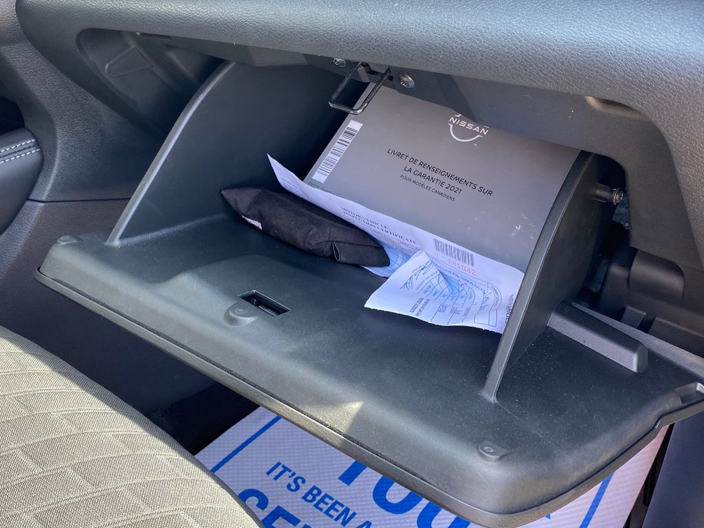 2021 Nissan Kicks in Antigonish, Nova Scotia - 31 - w1024h768px